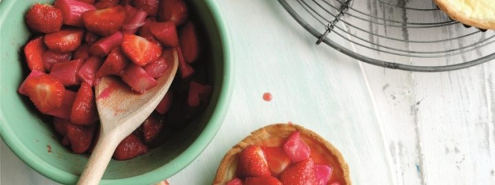 Rhubarb and strawberry tarts