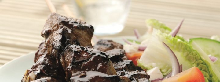 Lamb skewers in garlic and balsamic marinade