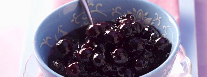 Blueberry and lemongrass compote