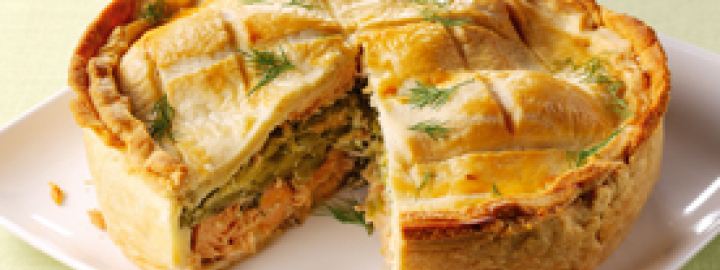 Salmon and asparagus pie