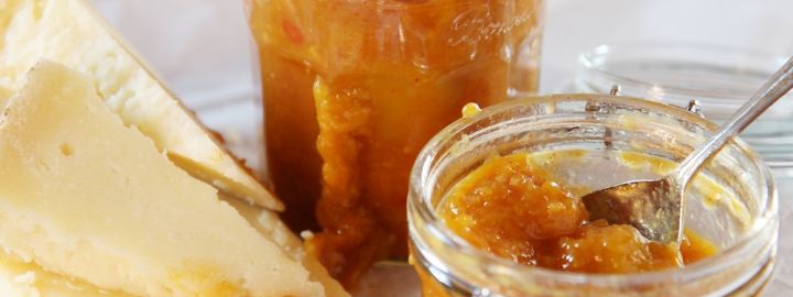 Mango and chilli chutney