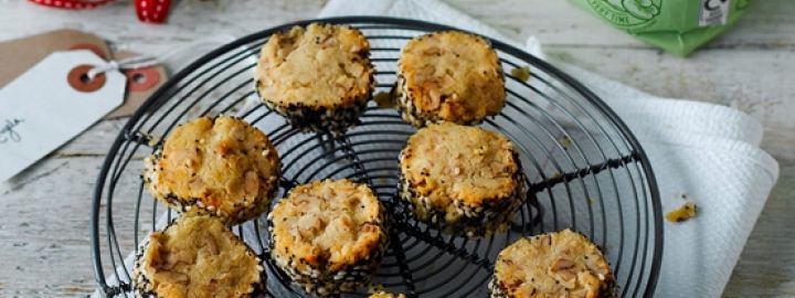 Cheese and walnut biscuits