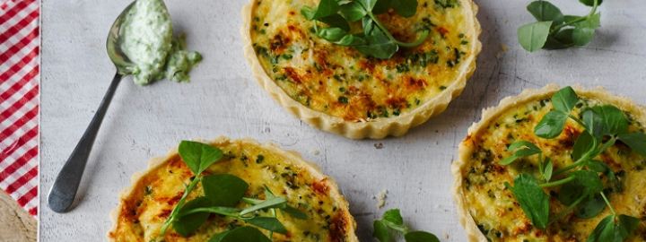 Cromer crab tart with a pea creme fraiche