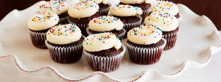 Calorie conscious chocolate cupcakes