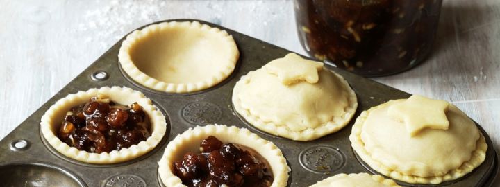 Traditional mince pies