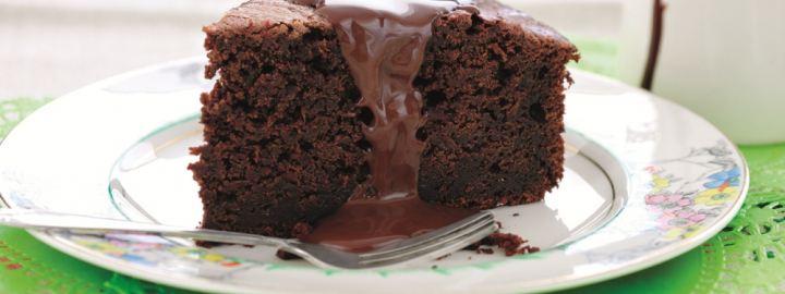Chocolate and beetroot cake with hot chocolate sauce