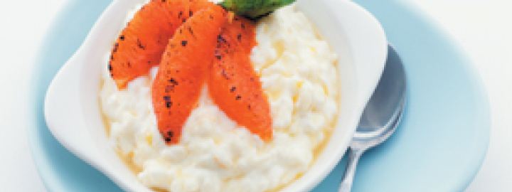 Orange rice pudding