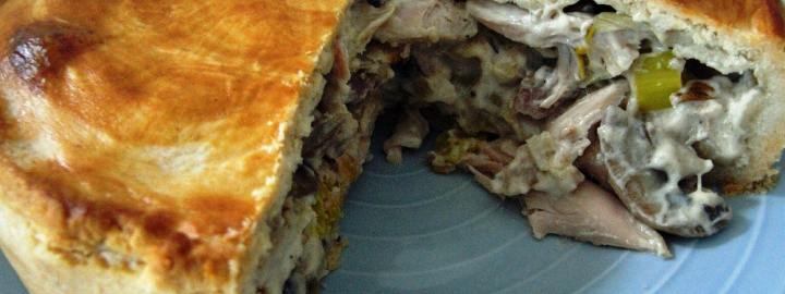 Chicken, leek and mushroom pie