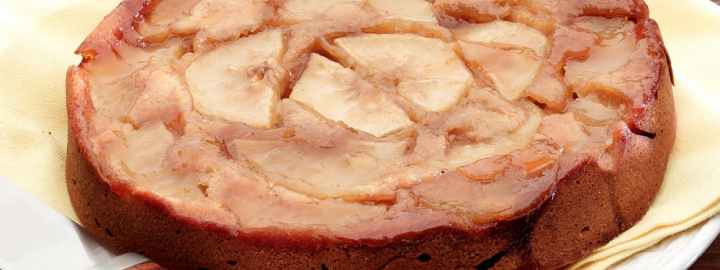 Toffee apple cider cake