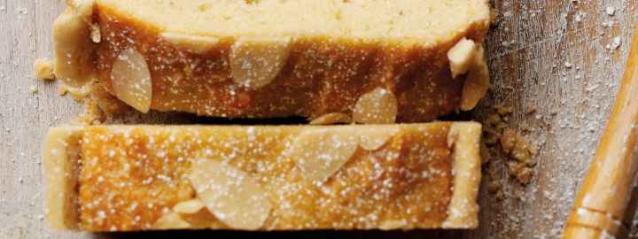 Bakewell tart slices