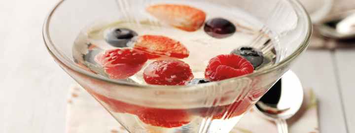 Elderflower and berry jelly