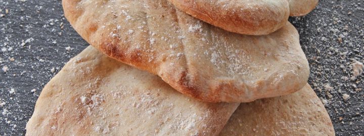 Pitta breads | Eggcellentrecipes.com
