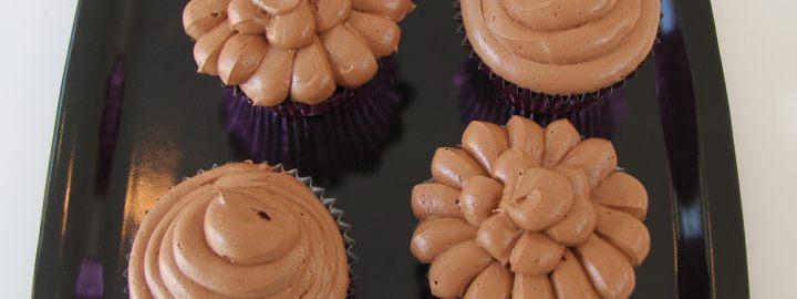 Mexican chocolate cupcakes | Eggcellentrecipes.com