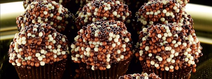Triple chocolate cupcakes | Eggcellentrecipes.com