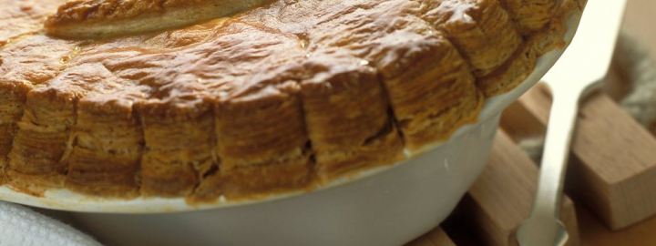 Beef and potato pie | Eggcellentrecipes.com