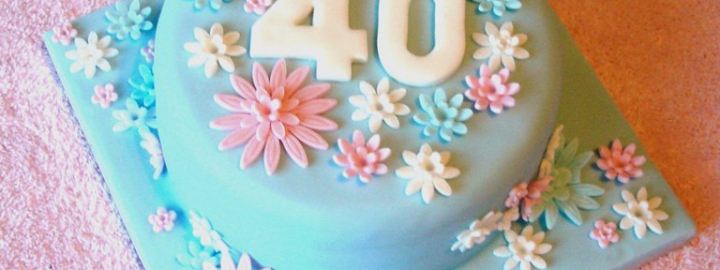 40th cake | Eggcellentrecipes.com