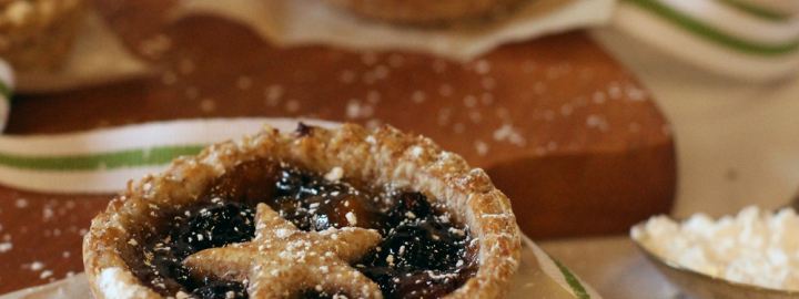 Wholemeal mince pies | Eggcellentrecipes.com