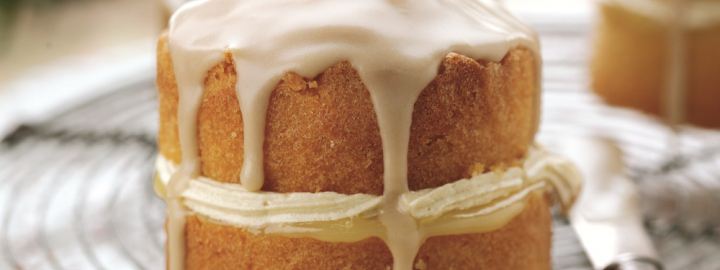Lemon cakes | Eggcellentrecipes.com