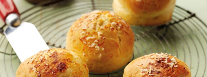 Cheese and mustard scones | Eggcellentrecipes.com