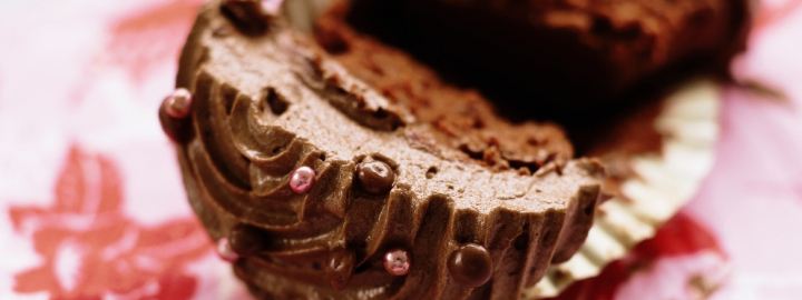 Red velvet cupcakes | Eggcellentrecipes.com