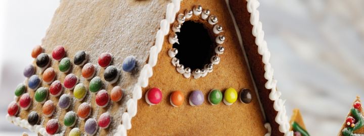 Gingerbread house | Eggcellentrecipes.com