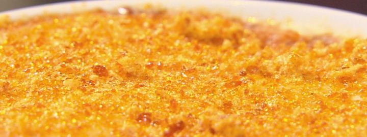 Creme brulee crunch ice cream |  Eggcellentrecipes.com