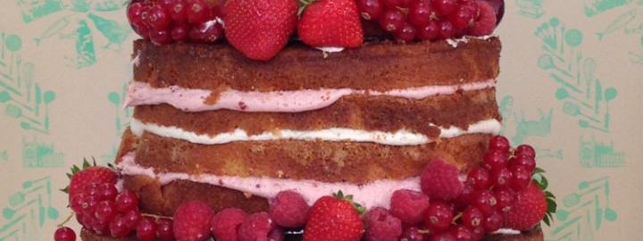 Naked celebration cake | Eggcellentrecipes.com