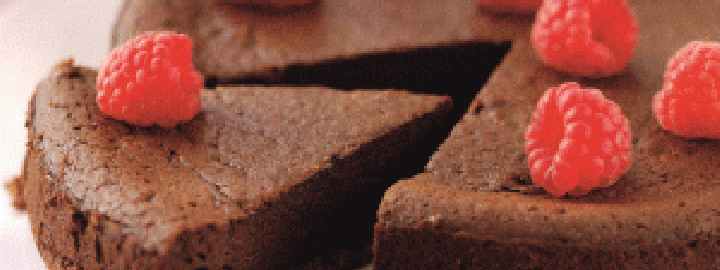 Baked chocolate cheesecake | Eggcellentrecipes.com