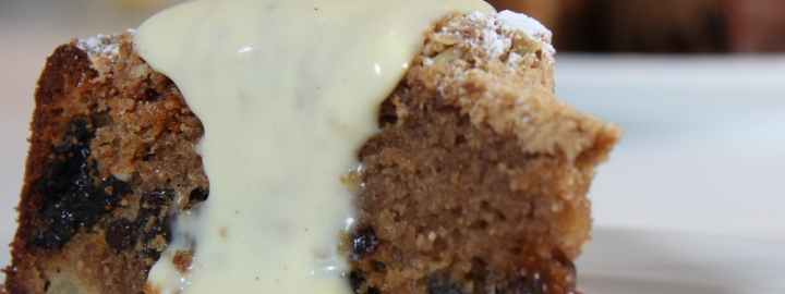 Pear and prune cake | Eggcellentrecipes.com