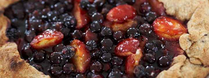 Bilberry and plum pie