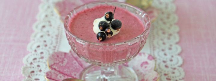 Blackcurrant mousse