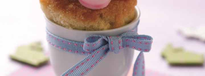 Easter egg cup cakes | Eggcellentrecipes.com
