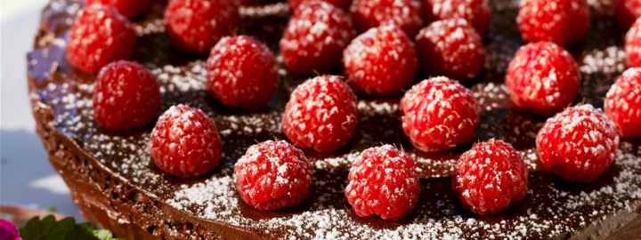 Chocolate and raspberry cake Chocolate and raspberry cake