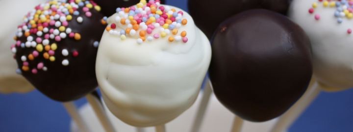 Chocolate cake pops