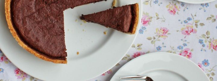 Chocolate tart