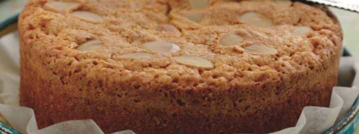 Almond cake | Eggcellentrecipes.com