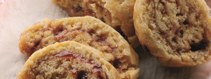 Plum jam roly poly Plum jam roly poly