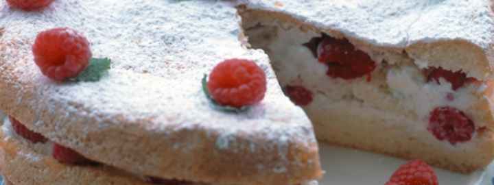 Raspberry layer cake