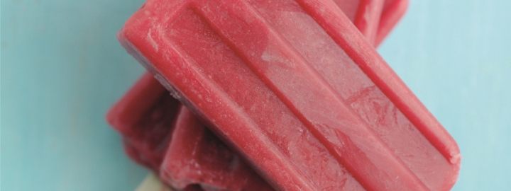 Strawberry and custard lollies