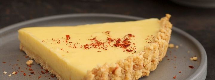 White chocolate orange tart with coffee pastry