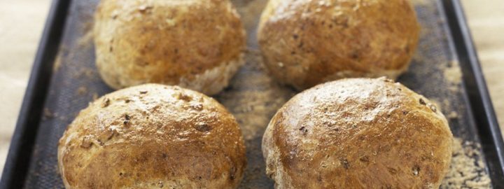 Wholemeal cajun spiced buns