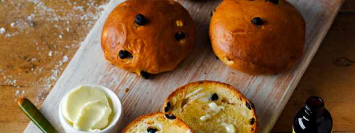 Yorkshire blueberry and lemon teacakes